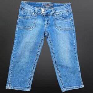 Y2K Capri Jeans Size S US 5 Low Rise Stretch Fitted Cropped Mcbling 2000s